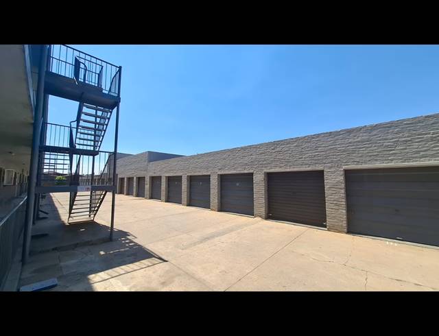 2 BEDROOM APARTMENT FOR SALE IN THREE RIVERS
